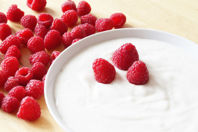 28. Czy warto jeść jogurt?